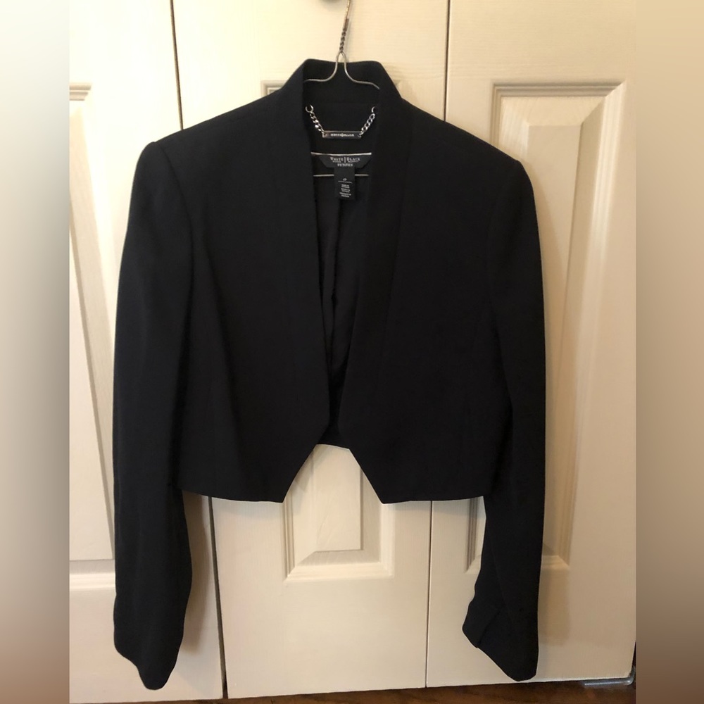 WHBM sz 6 petite cropped blazer
